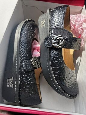 Alegria Black Floral-Embossed Mary Jane Loafers